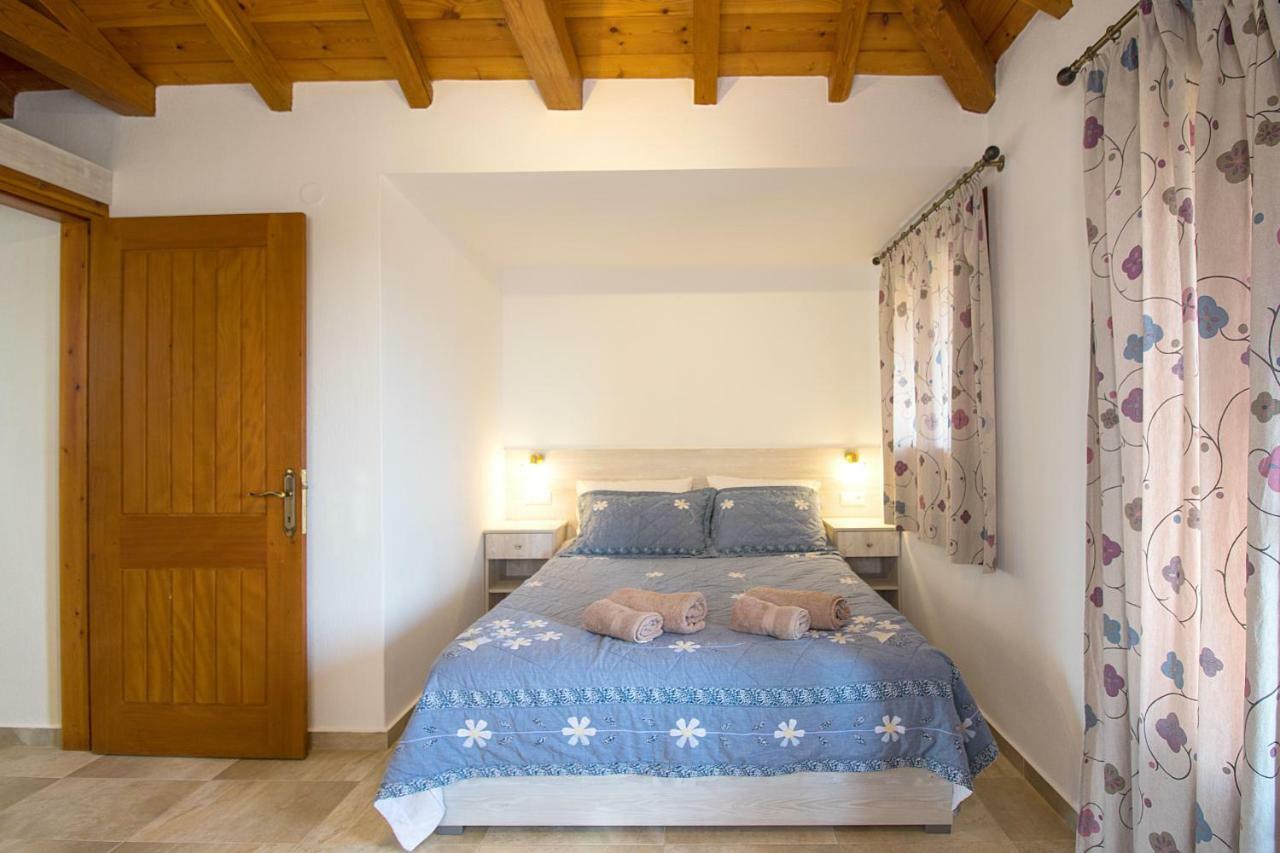 Armamento Villa Moni Evaggelistrias Buitenkant foto